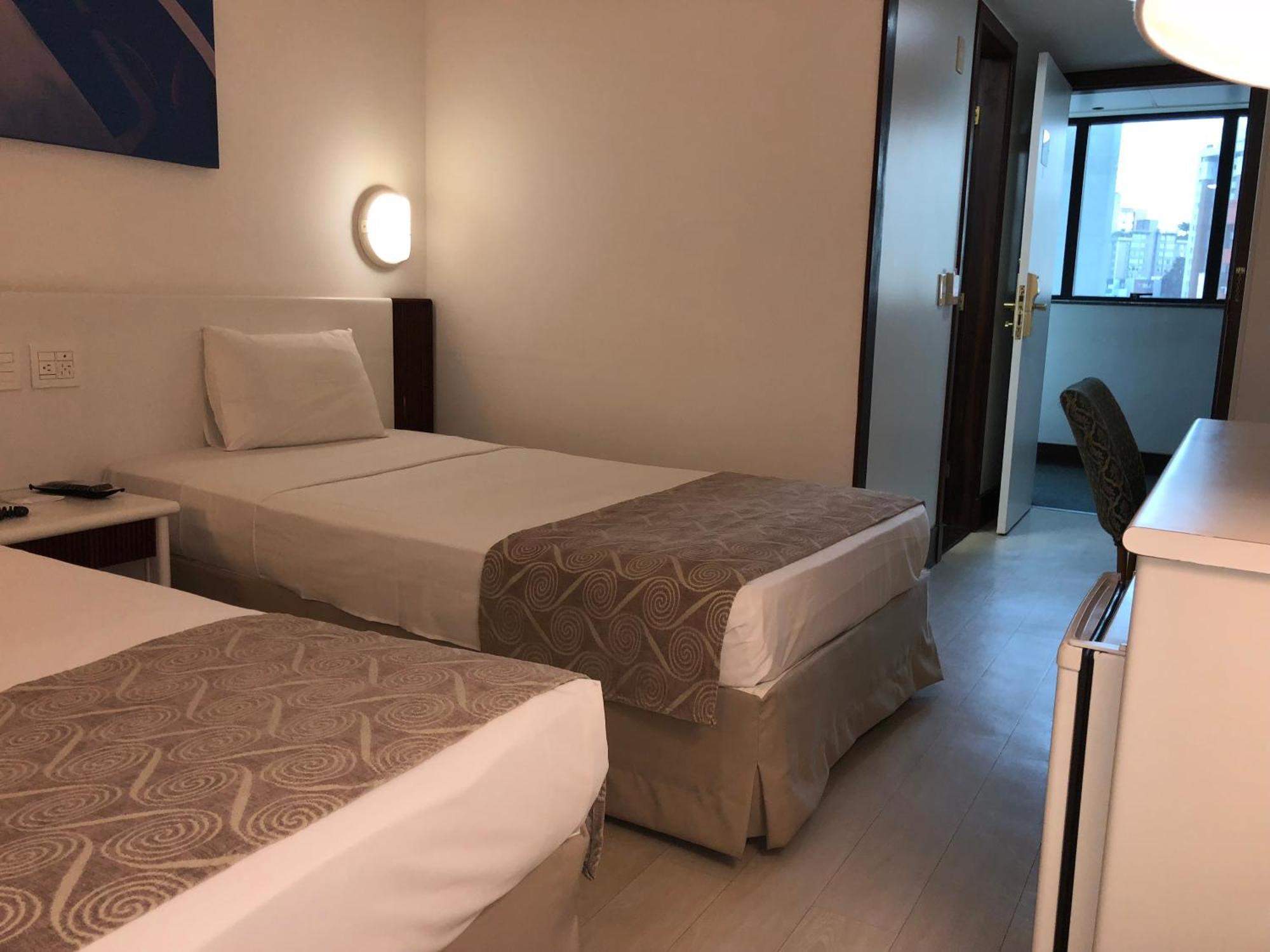 Standard Twin Room,1212681442:JPEG