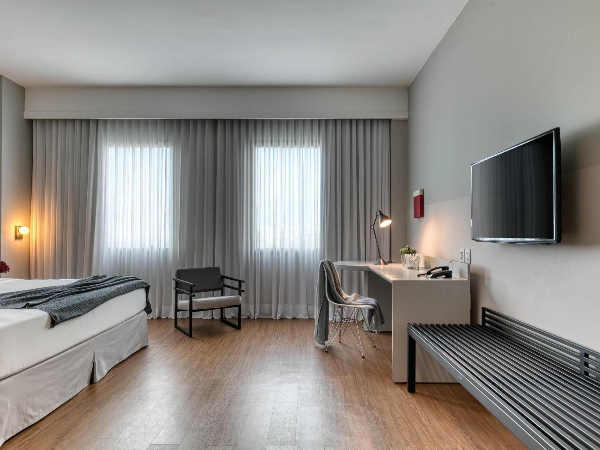 Premium King Room,1742638979:JPEG
